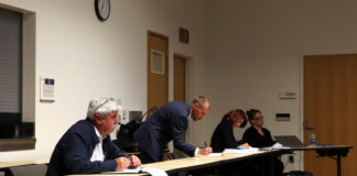 Residents voice concerns over proposed biogas facility at Scholl Canyon Landfill