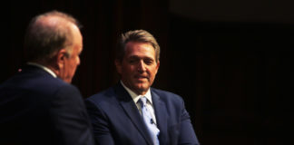 Students resist Senator Jeff Flake’s lecture on future of conservatism