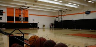 Highly infectious omicron brought more challenges to winter and spring sports, but teams adapt Occidental gymnasium