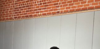 Occidental welcomes jiujitsu world champion Mario Alvarado to its first-year class mario practicing jiujitsu