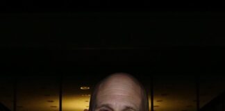 Judge John Owens tells Occidental students ‘the sky’s the limit’