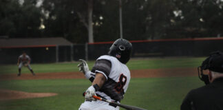 Thomas Munch and Sydney Acol earn recognition from SCAIC, lead their teams on and off the field