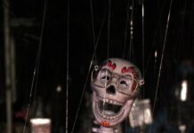 York Boulevard businesses to treat their customers for Halloween