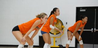 Volleyball notches emotional first win for SCIAC season opener