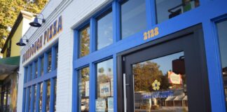 The perks of being a Wallflour: Sourdough Pizza settles in Eagle Rock