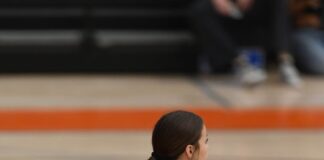 Volleyball makes comeback push after losing two close games and an assistant coach